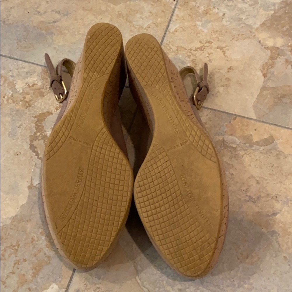 Stuart Weitzman Pumps - image 6